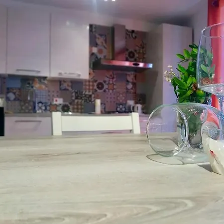 Δωμάτια σε οικογενειακή κατοικία Urban Living *