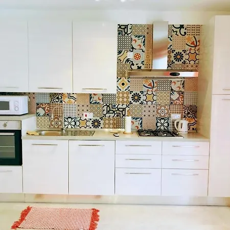 Δωμάτια σε οικογενειακή κατοικία Urban Living *