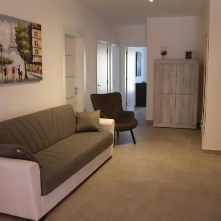Urban Living Δωμάτια σε οικογενειακή κατοικία Msida